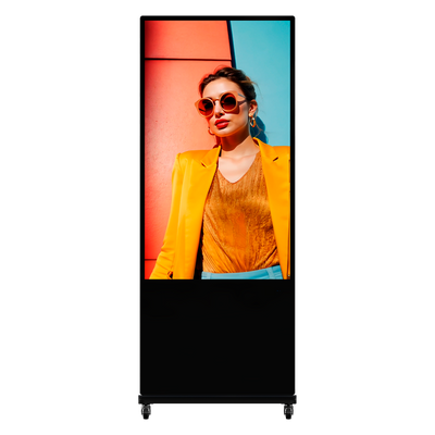 Totem con Pantalla 55" 4K